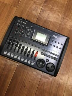 超激得，本物保証 zoom R8 み(マルチトラックレコーダー)｜売買されたオークション情報、yahooの商品情報をアーカイブ公開 - オークファン マルチトラックレコーダー