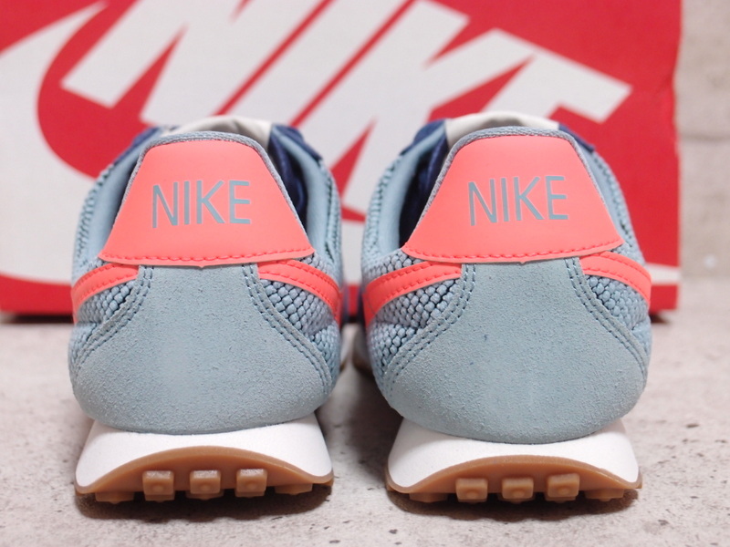 即決 新品 NIKE ナイキ◇W PRE MONTREAL RACER VNTG 23cm DK