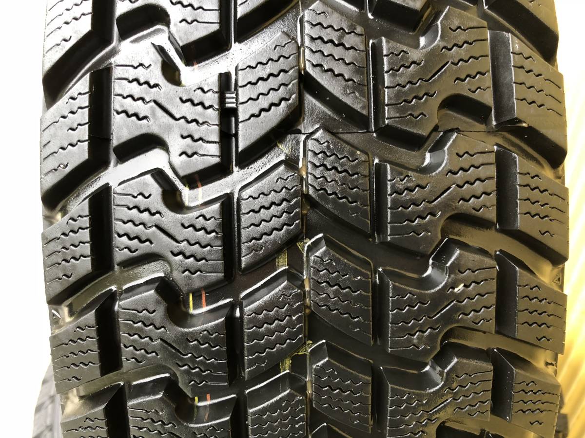バリ山 GOOD YEAR 4×4UG ICE NAVI スタッドレスタイヤ 265/70R16 