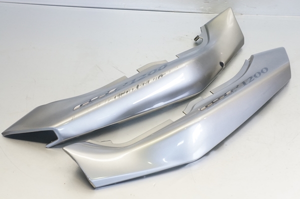 GSF1200☆純正 テールカウル シートカウル 左右センター4点セット 検