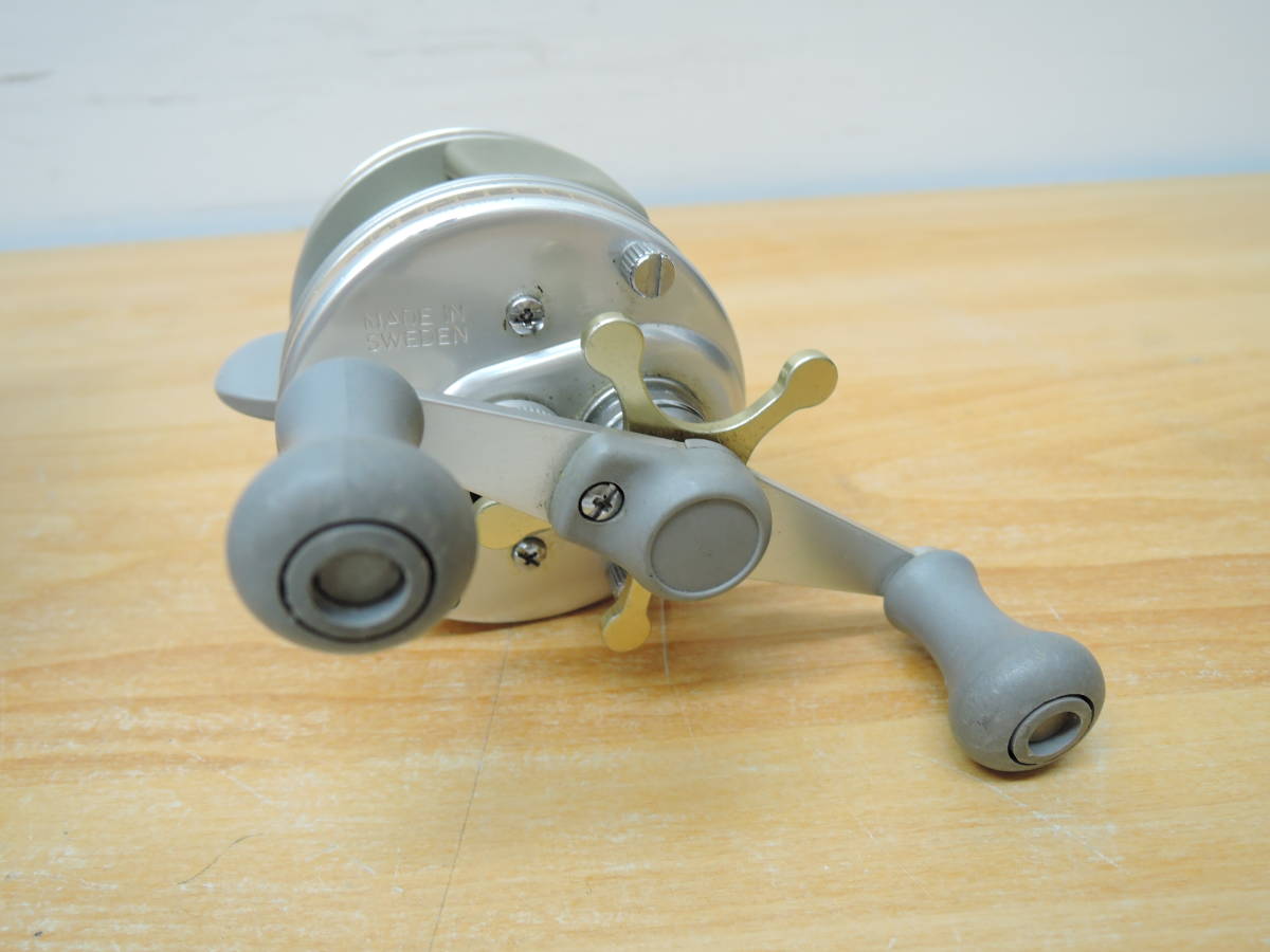 Abu ambassadeur リール ウルトラキャスト◇ULTRA CAST UC4600C Abu