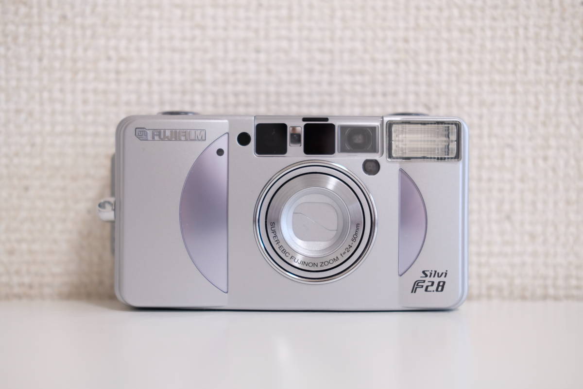FUJIFILM Silvi F2.8 シルバー 中古美品 完動品 フジフィルム Silvi F2.8