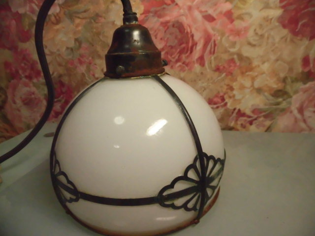 電傘 大正乳白硝子ランプシェード⁄ 電笠 夏ノ庭 japan アトリエ antique -