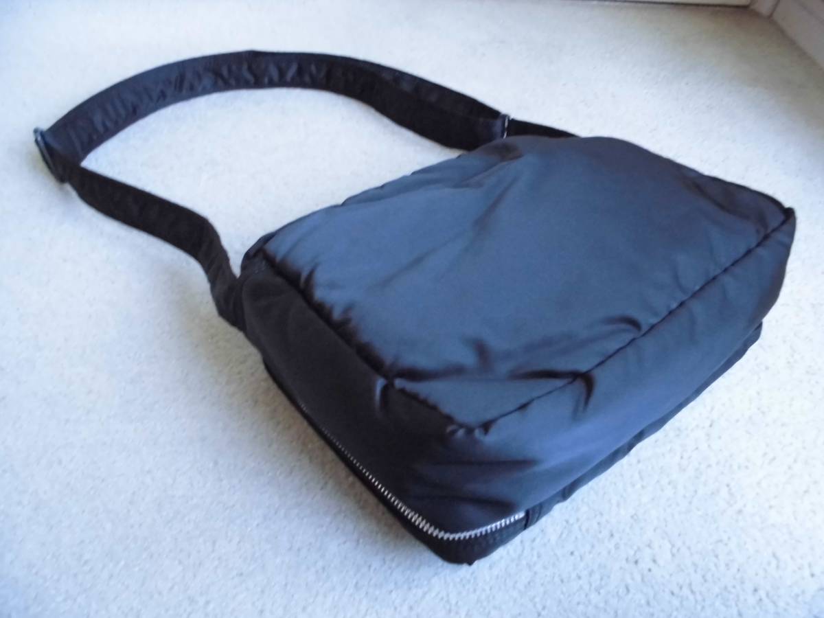 ☆美品☆PORTER☆タンカー☆吉田カバン☆ショルダーバッグL☆ブラック/