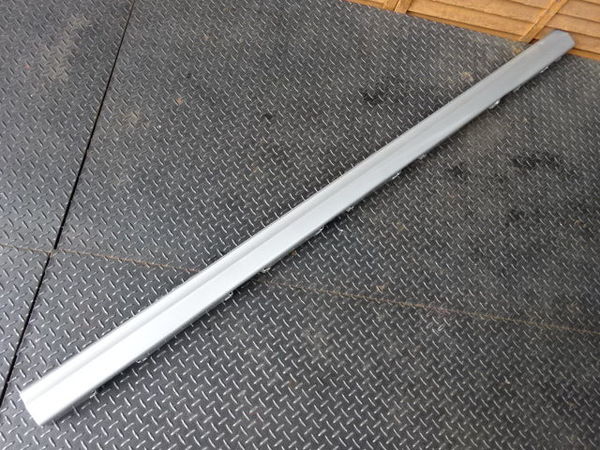 スズキ 純正 DA17W エブリィ ワゴン 右側 サイドステップ スカート