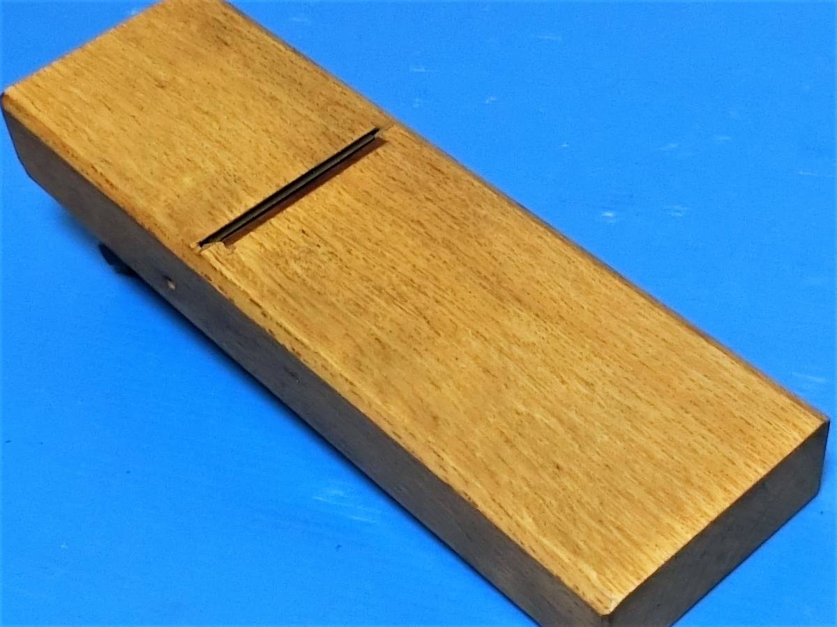 寸八鉋 土佐雲海／切れる鉋 切らす腕前／ 大工道具 の入札履歴