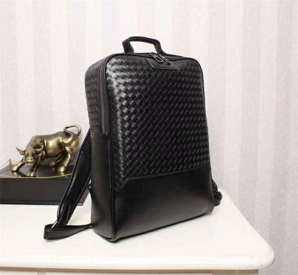黒 BOTTEGA VENETA ボッテガヴェネタ リュックバッグ 男女兼用