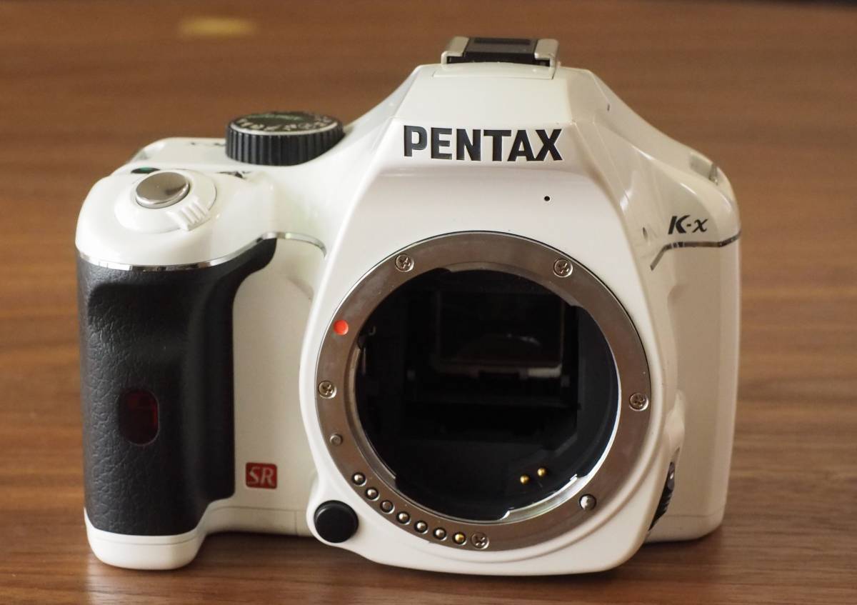 PENTAX K-x ホワイト レンズキット ペンタックス デジタル一眼レフ