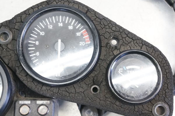Cbr250r 純正 スピードメーター タコメーター 低走行距離16 900km台 検 ホンダ Mc19 ハリケーン2 Mc17 Mc14e Uv05b ホンダ用 売買されたオークション情報 Yahooの商品情報をアーカイブ公開 オークファン Aucfan Com