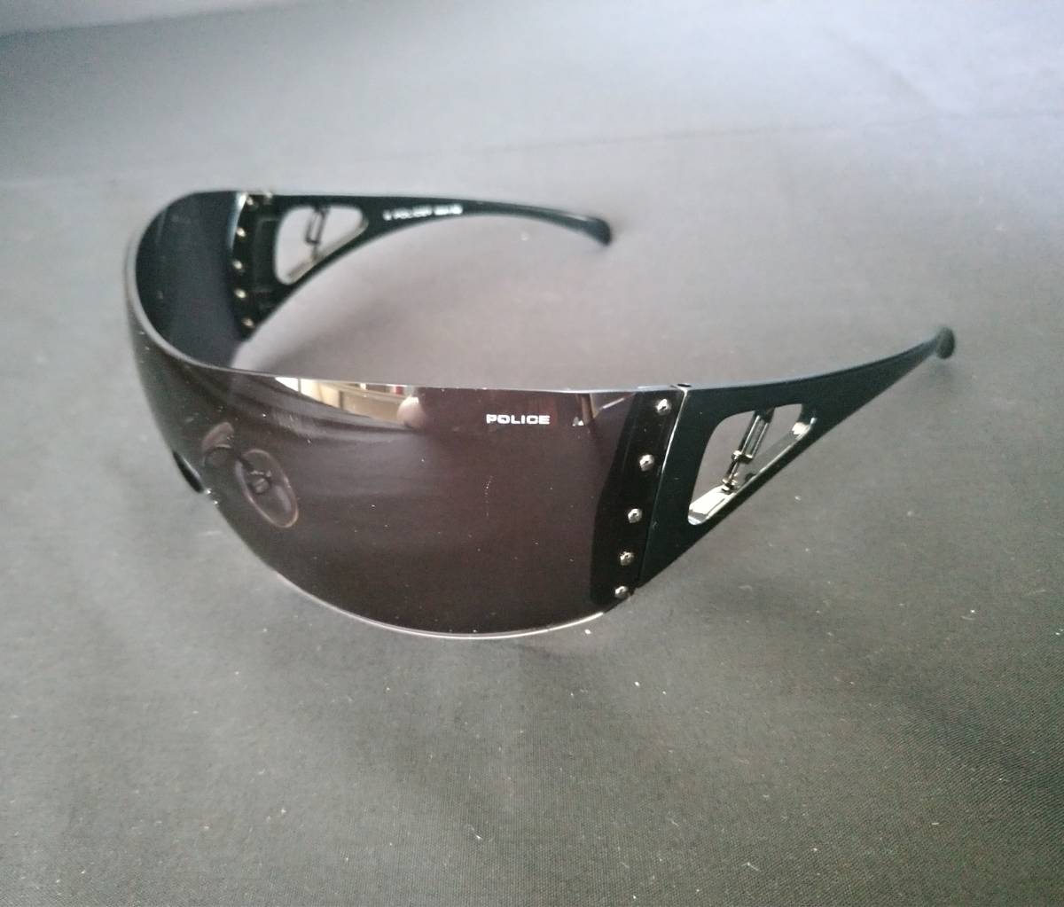 ポリス/POLICE○サングラス S8179S 中古品の販売 POLICE(ポリス 
