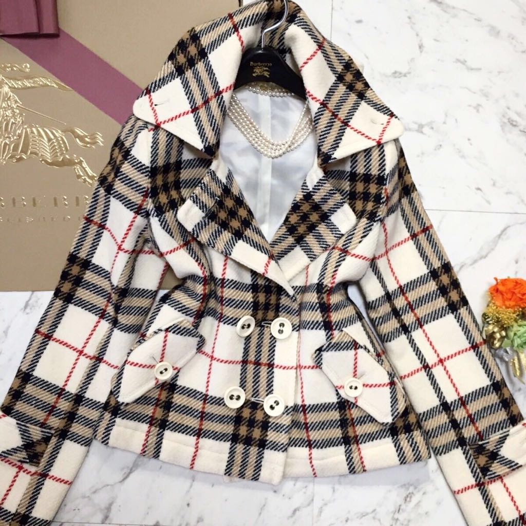 極美品　BURBERRY バーバリー ブルーレーベル ロングコート ノバチェック 超美品 Burberry【綺麗なノバチェック】☆Burberry ロングコート 人気