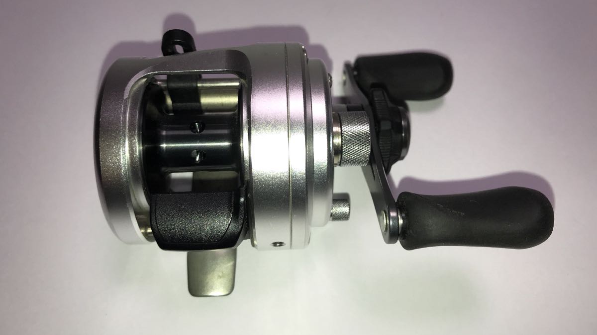 直送商品 【美品良好】SHIMANO 12 CALCUTTA 100 シマノ 12 カルカッタ 
