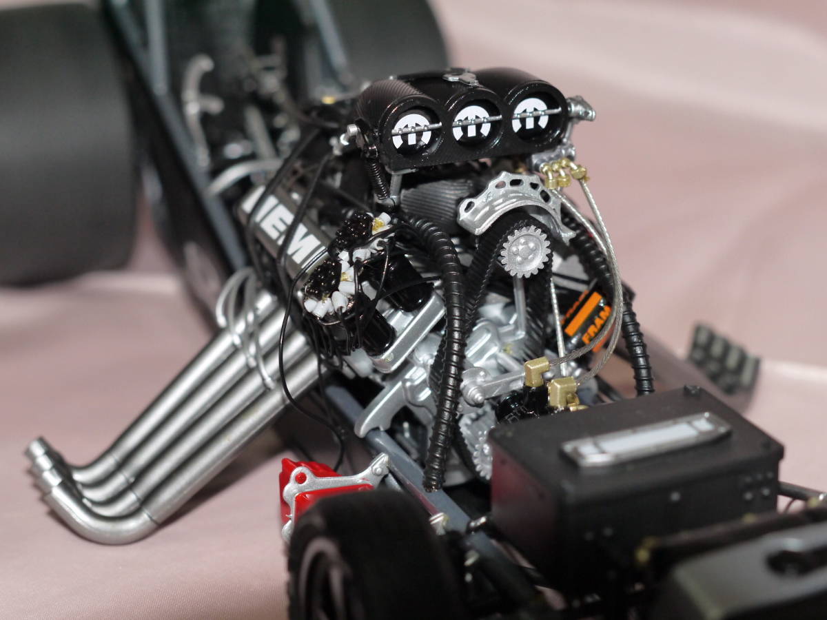 ☆レア1/16・MILESTONE製・NHRA・ドラックレース〃MOPAR/OAKLEY・DODGE