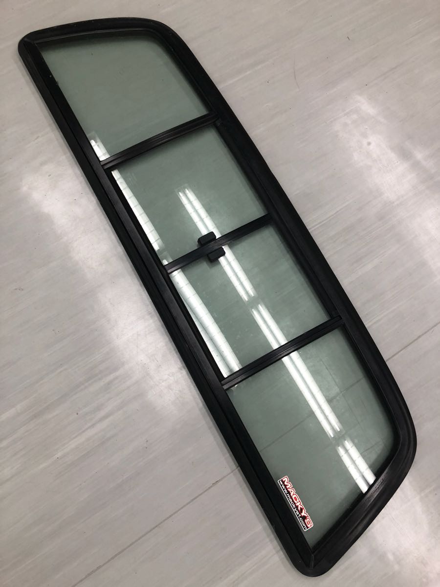 ☆トヨタ ハイラックス 純正リアウィンドウ 中古品☆検 ニュー