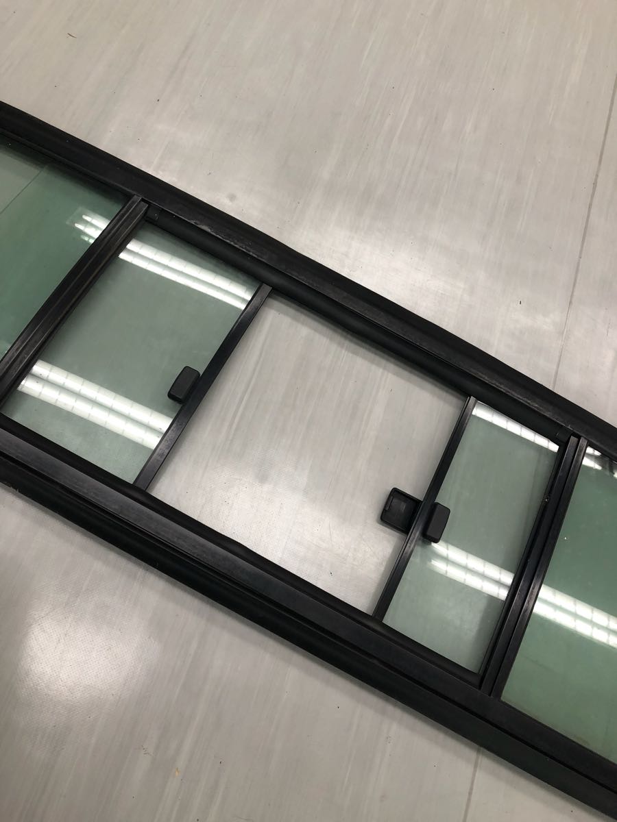 ニューハイラックス(RZN152)他 純正フロントガラス 中古品 ニューハイラックス(RZN152)他 純正フロントガラス 中古品 2026年最新