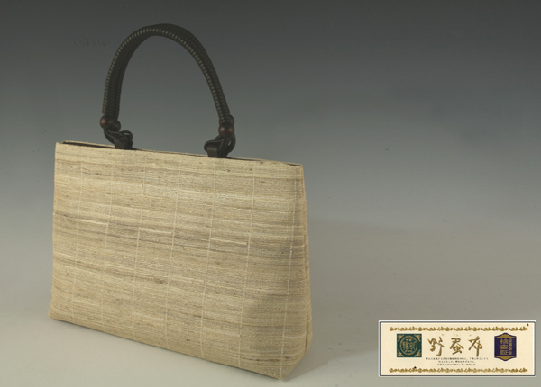  すいせん：新作 野蚕ゴールデンムガ&ldquo;手提げバック 自然の布(バッグ)｜売買されたオークション情報、yahooの商品情報をアーカイブ公開 - オークファン バッグ