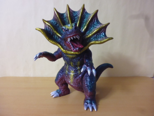 ☆楳図かずお版ウルトラマン エリ巻恐竜ジラース ルーズ品