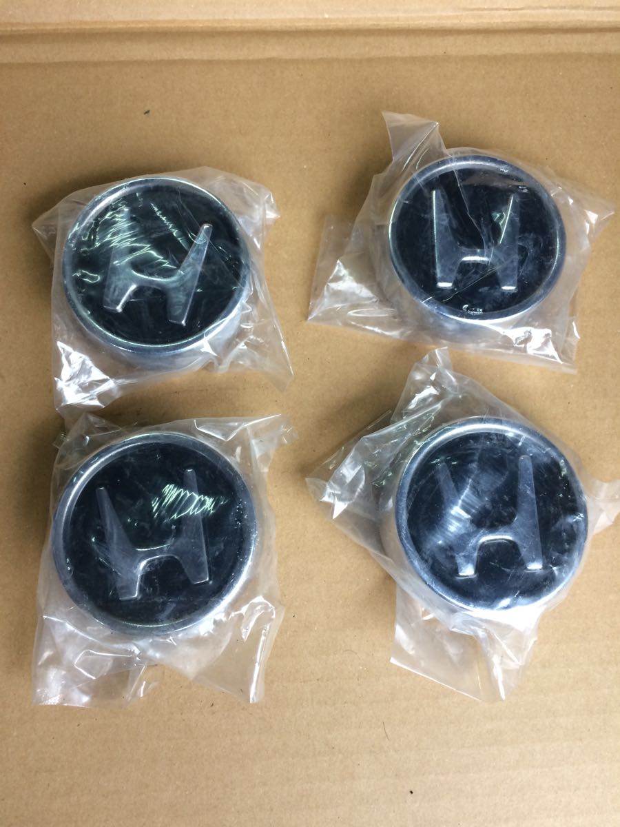 新品未開封品！ホンダ純正センターキャップ ！HONDA！4個セット