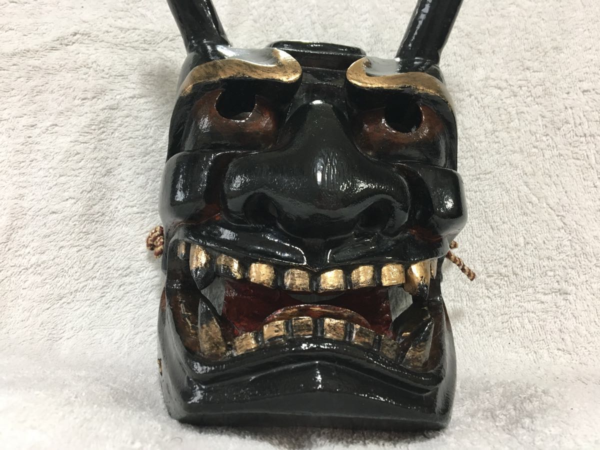 漆黒の鬼の面 】木彫り 黒漆塗り鬼面 能面 神楽面 祭り 魔除け 厄除け