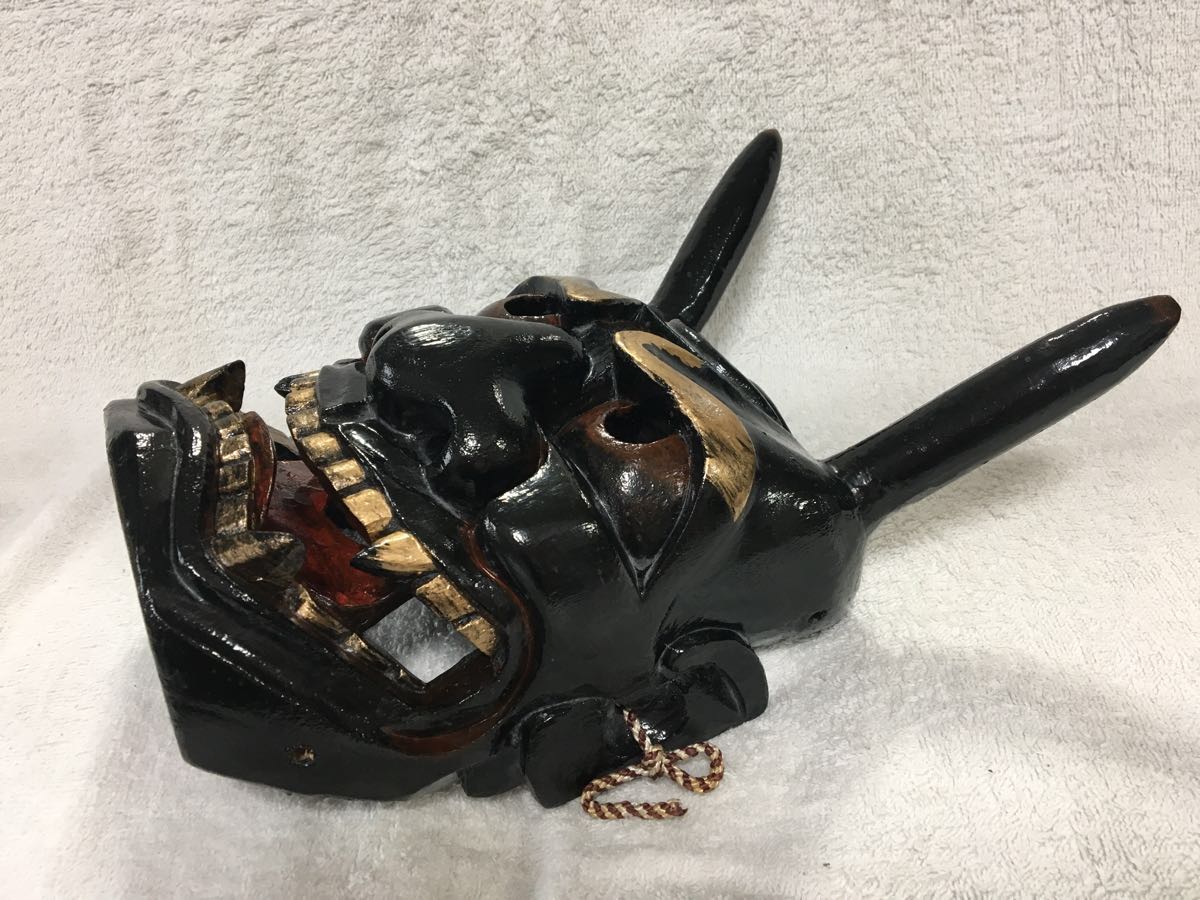 漆黒の鬼の面 】木彫り 黒漆塗り鬼面 能面 神楽面 祭り 魔除け 厄除け
