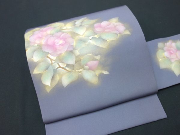 人気SALE，定番 まるclub 交渉SALE 8780 名古屋帯 作家物 塩瀬地 手描き 椿模様 落款有(仕立て上がり)｜売買されたオークション情報、yahooの商品情報をアーカイブ公開 - オークファン 仕立て上がり