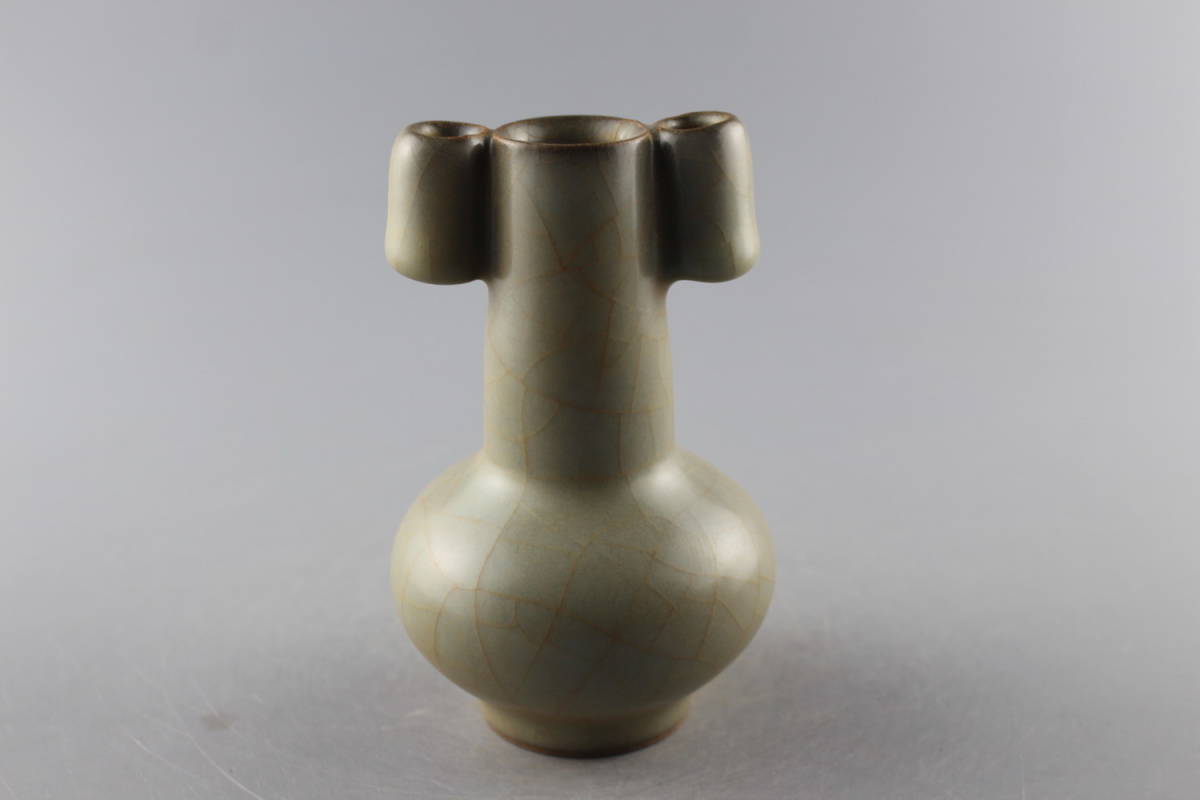 青磁 貫耳瓶-3 | BRITISHFIREWORKS.CO.UK