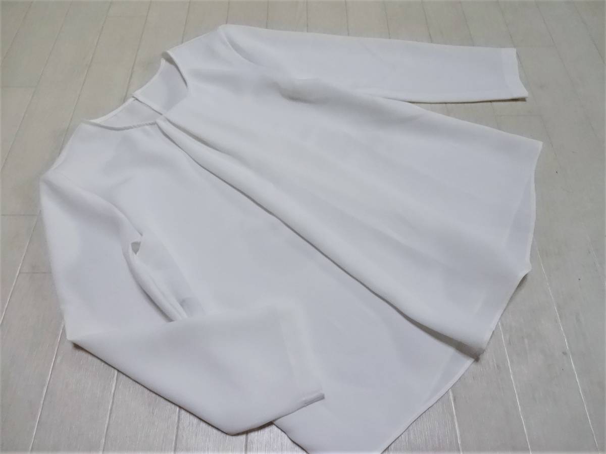 オンワード樫山♪【23区】白ブラウス32☆新品♪ 【公式通販】