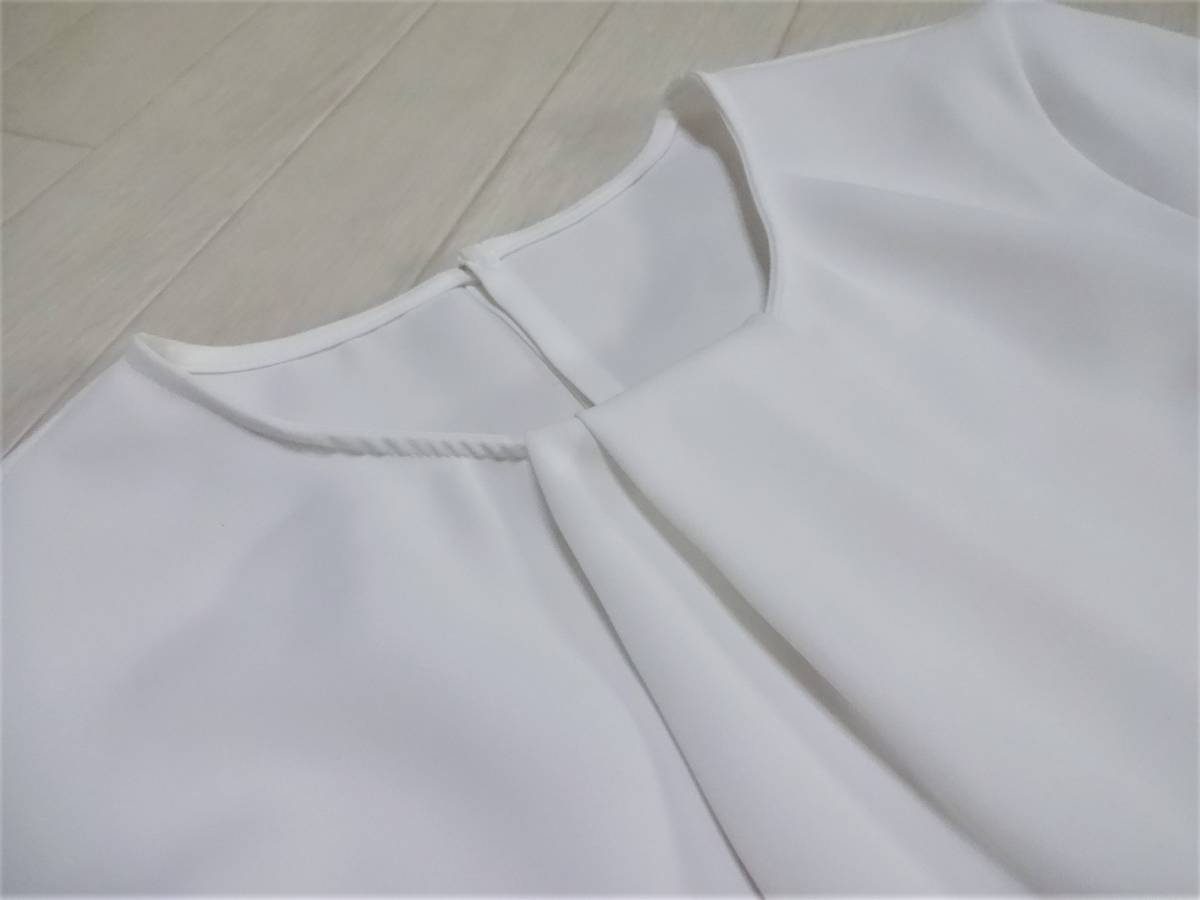 オンワード樫山♪【23区】白ブラウス32☆新品♪ 【公式通販】