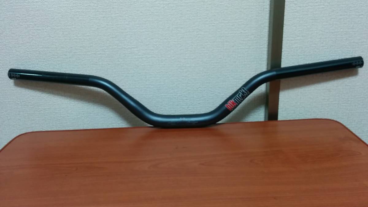 blkmrkt ブラックマーケット 25.4mm BADA BOOM ハンドル ライザーバー