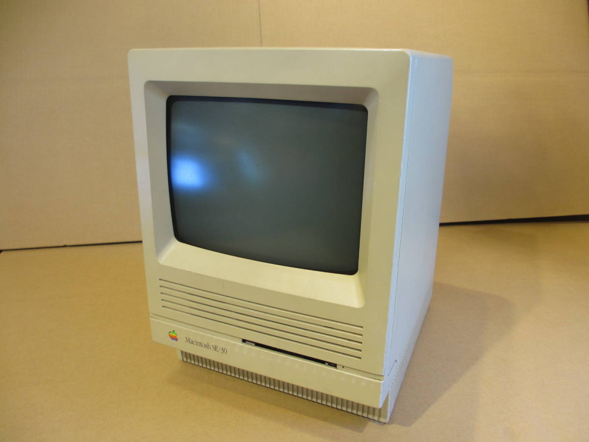 Macintosh SE⁄30 - Apple The | アップル Mac Computer a 人気