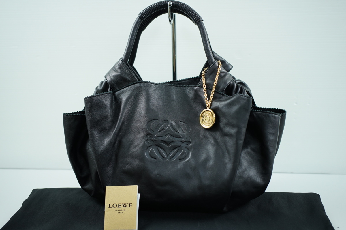 LOEWE / ロエベ ナッパアイレ バッグ ゴールドチャーム付き 黒 極美品 