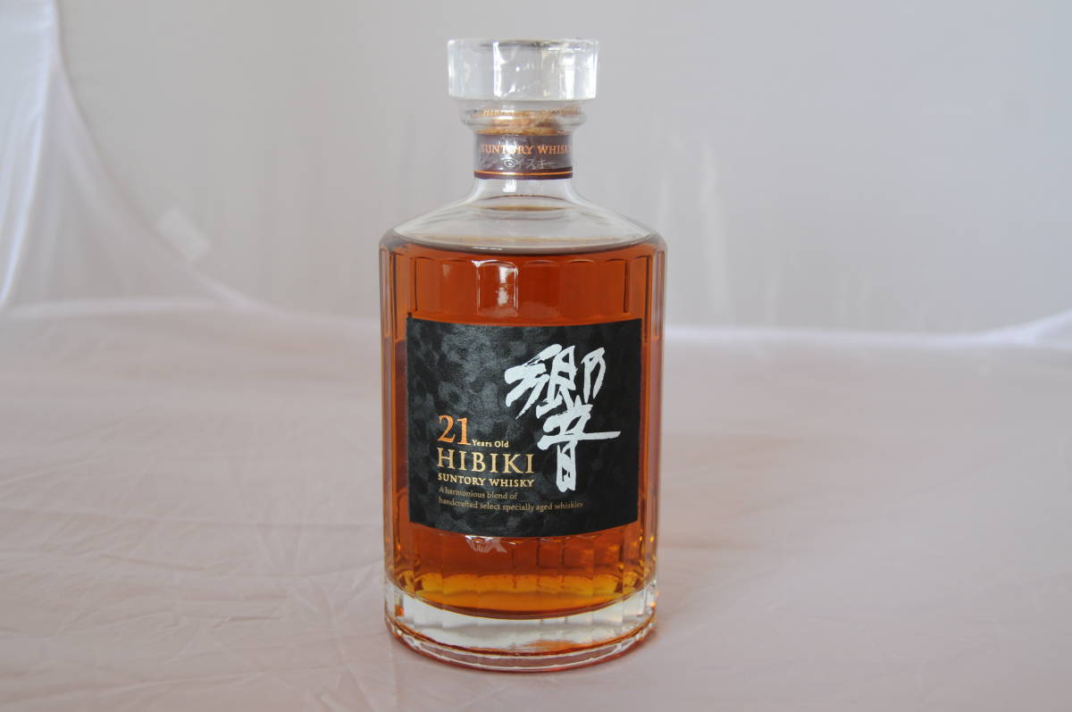 【貴重】サントリー SUNTORY 響 21年 700ml 【新品未開栓】【美品】【マイレージ付】