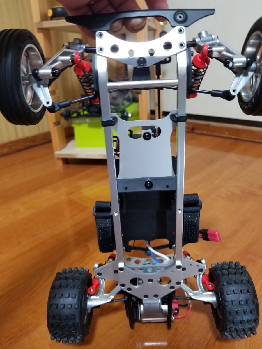 京商トマホーク完成品(復刻版)サンワMT-V送信機.受信機.アンプ.サーボ
