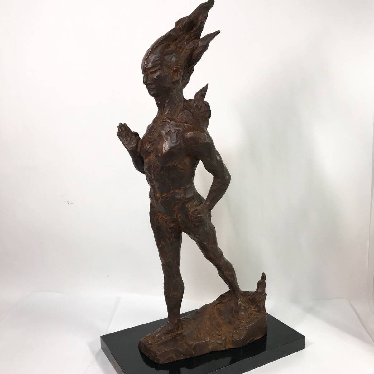 辻志郎 「道」 ブロンズ像 台付 高44.5cm 置物 銅像【MB488】 辻志郎 「道」 ブロンズ像 台付 高44.5cm 置物 銅像【MB488】 辻志郎