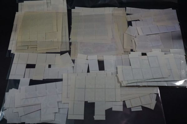 (85)日本切手 記念切手 未使用バラ 10円~90円 額面約32094円 耳紙付ブロック 国体記念切手趣味週間昔ばなしシリーズ雅楽など