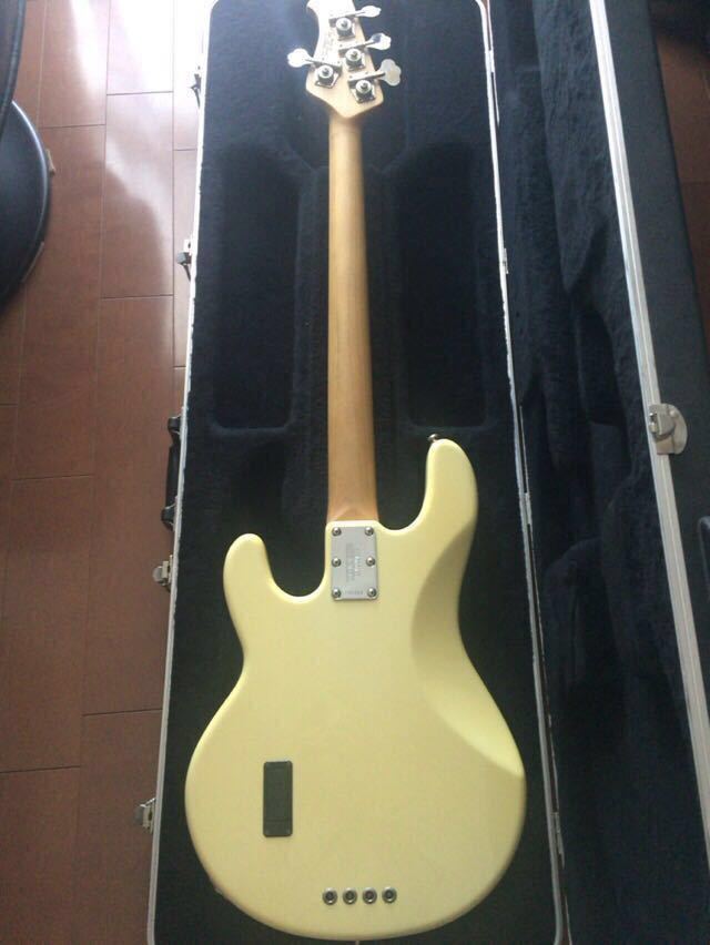 Musicman Stingray USA ホワイト 白 色ヤケ有 裏通し 完動品 傷少な目