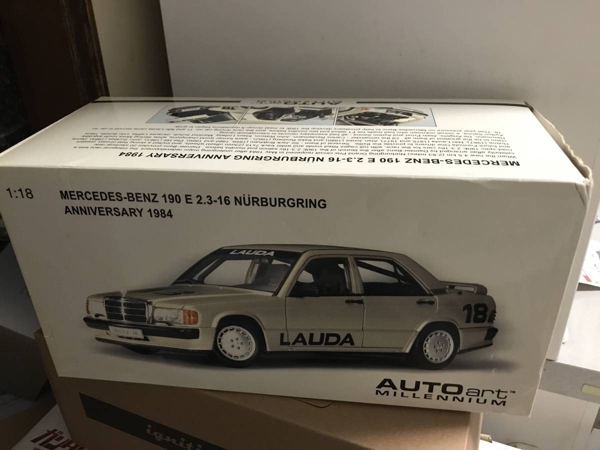 2.3-16 190E Niki 0 Lauda Mercedes-Benz AUTOart 1:18 MERCEDES-BENZ 