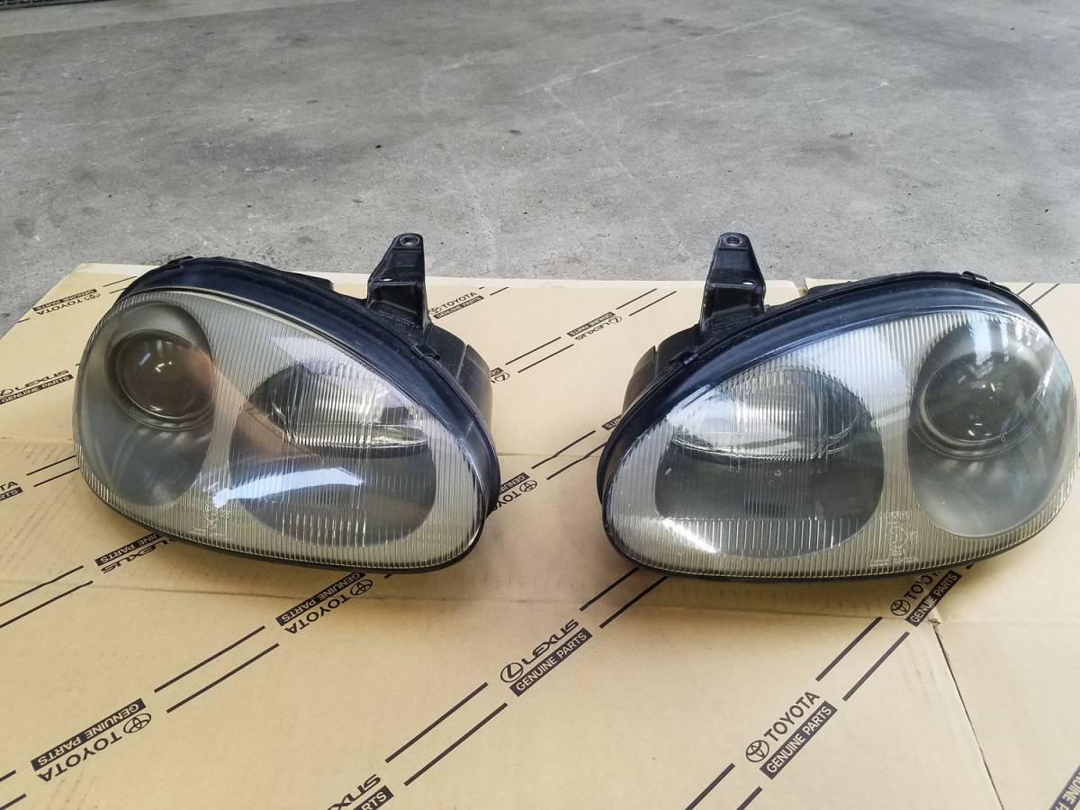 ☆スズキ カプチーノ EA11R 純正ヘッドライト左右 中古 110-32004