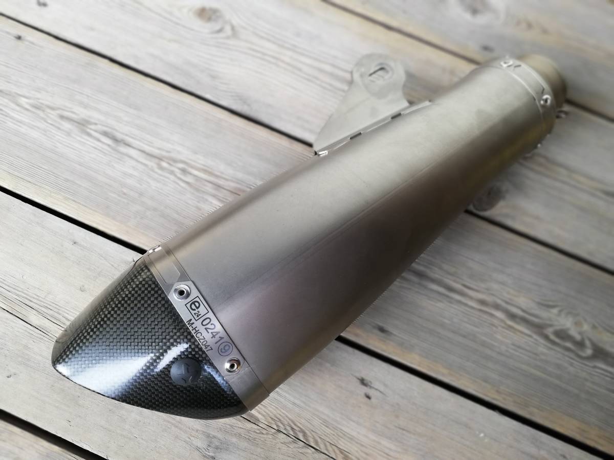 R BMW アクラポビッチ Akrapovic AKRAPOVIC RnineT スリップオン nineT 