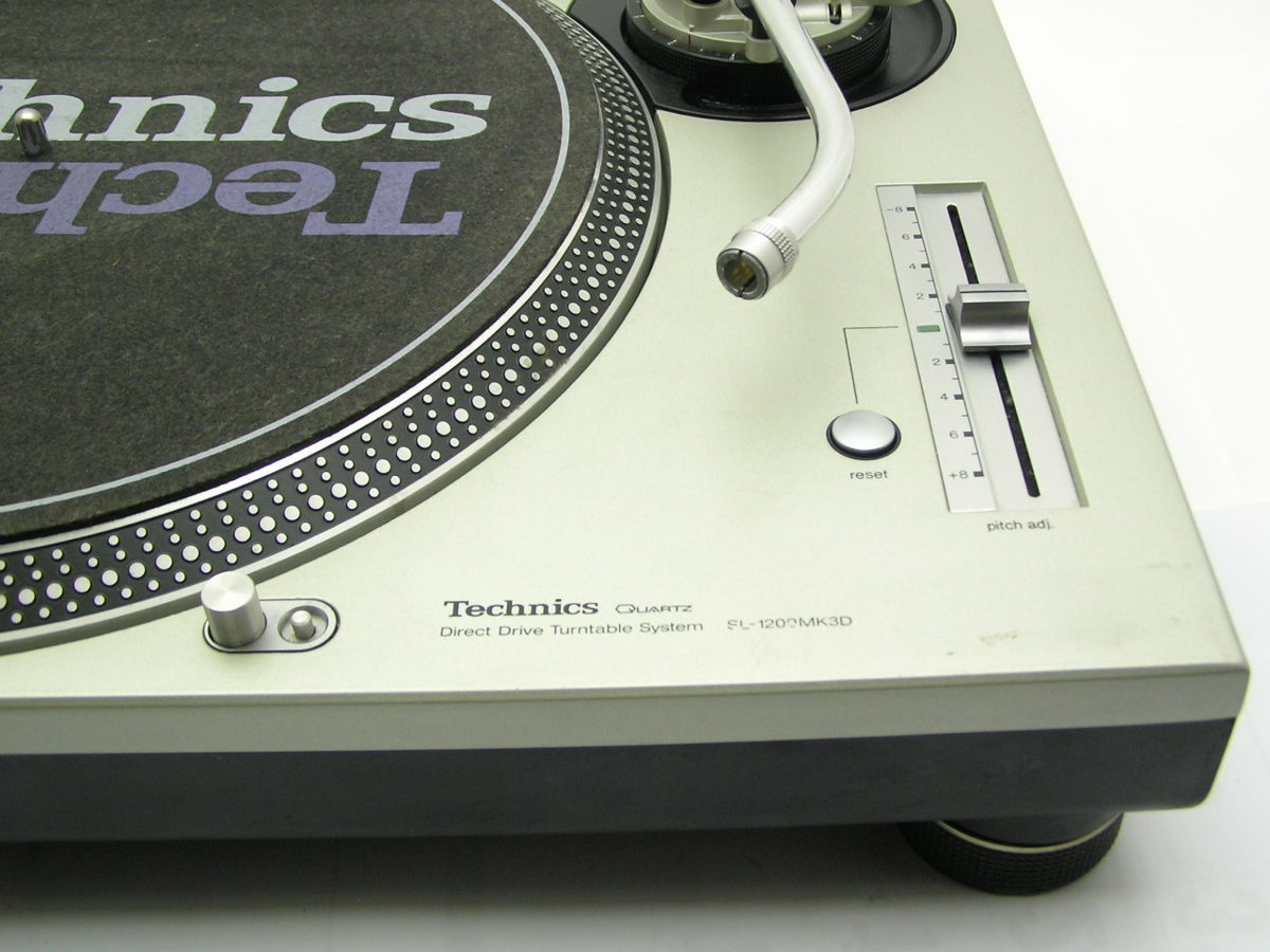 ★ハローカメラ★ 6198 Technics Quartz D.D プレーヤー SL-1200MkⅢD カートリッジなし 難有り動作品「同梱不可」140サイズ_5