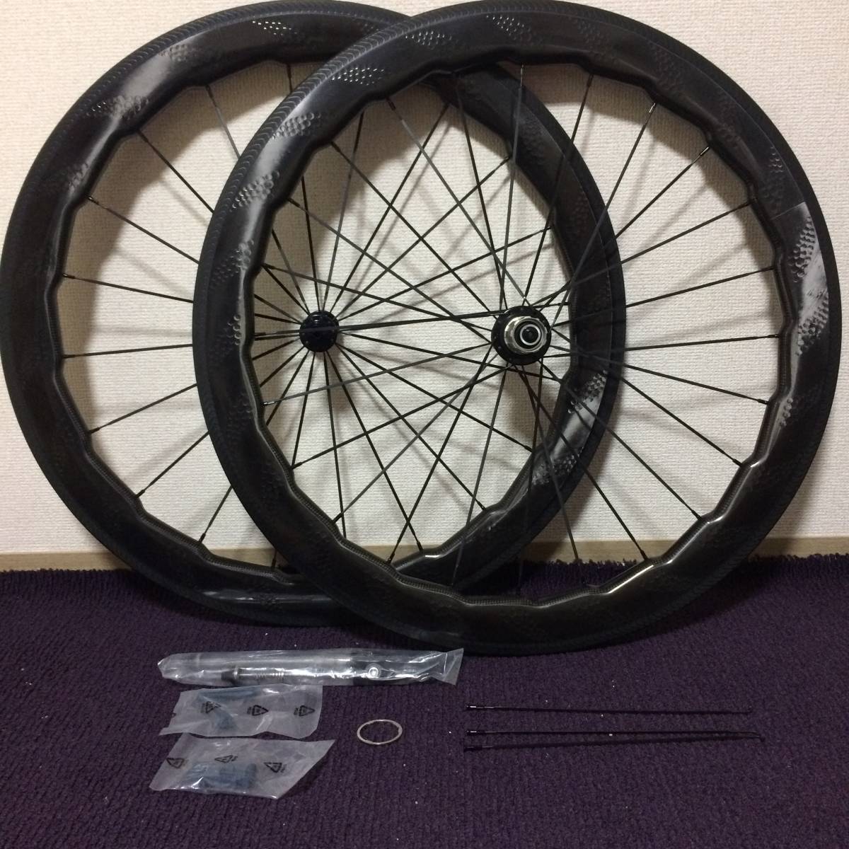 C1) カーボンホイールセット クリンチャー ホイールセット クリンチャー カーボン ホイールセット 53-58 導入記｜ひらまつ 23mm