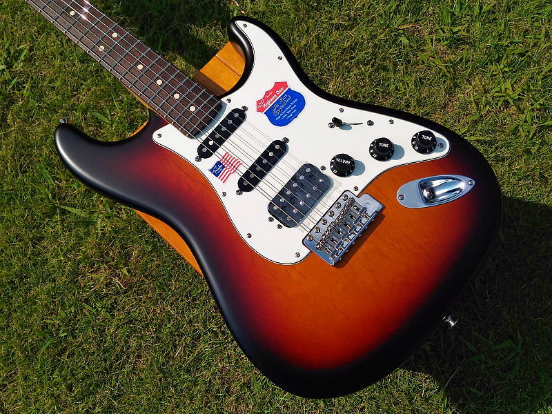 デッドストック Fender Highway One Stratocaster Upgrade HSS 2011(ストラトキャスター)｜売買さ