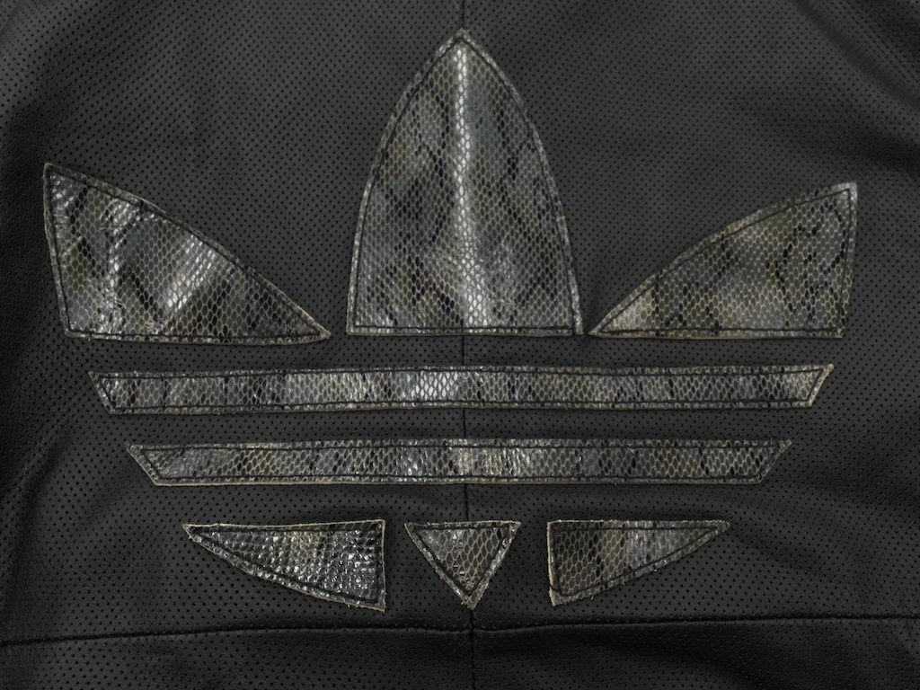 adidas アディダス レザー ジャケット パンチングレザー×パイソン柄 黒 US:S JP:M adidas(アディダス) adidas leather (アディダス) 中古・古着通販adidas ラムレザー