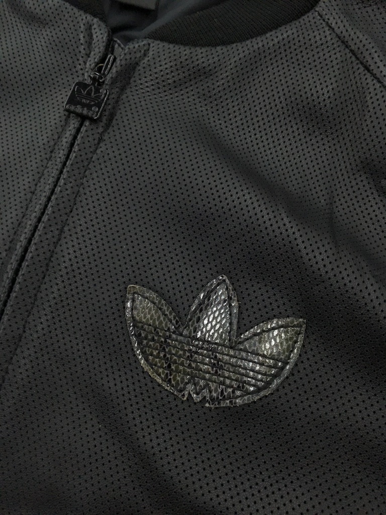 adidas アディダス レザー ジャケット パンチングレザー×パイソン柄 黒 US:S JP:M adidas(アディダス) adidas leather (アディダス) 中古・古着通販adidas ラムレザー