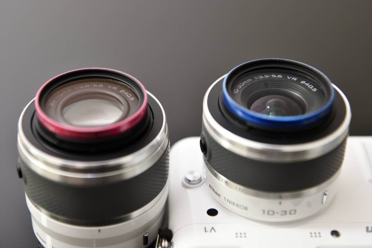 定番から最新購入 【美品】 Nikon 1 V1 ダブルズームキット ホワイト 