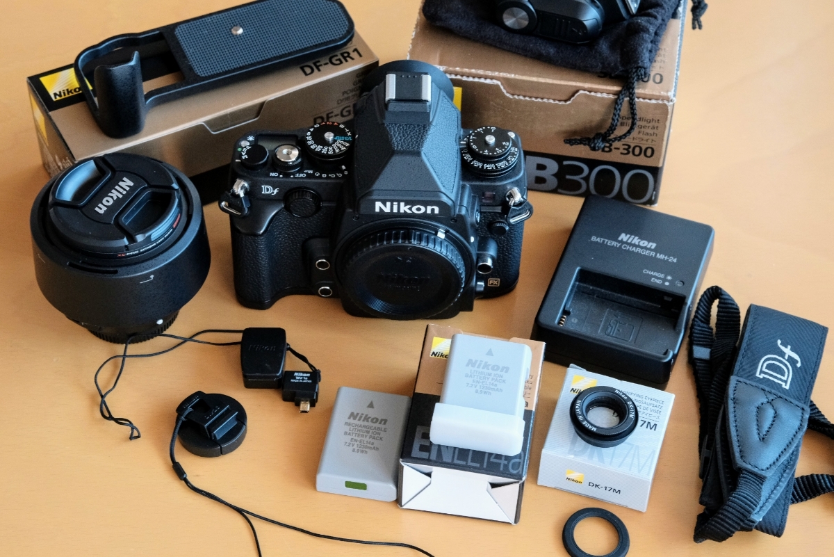 ☆送料無料☆Nikon DF ブラック ボディ ＋AF-S NIKKOR 50mm f/1.8G 