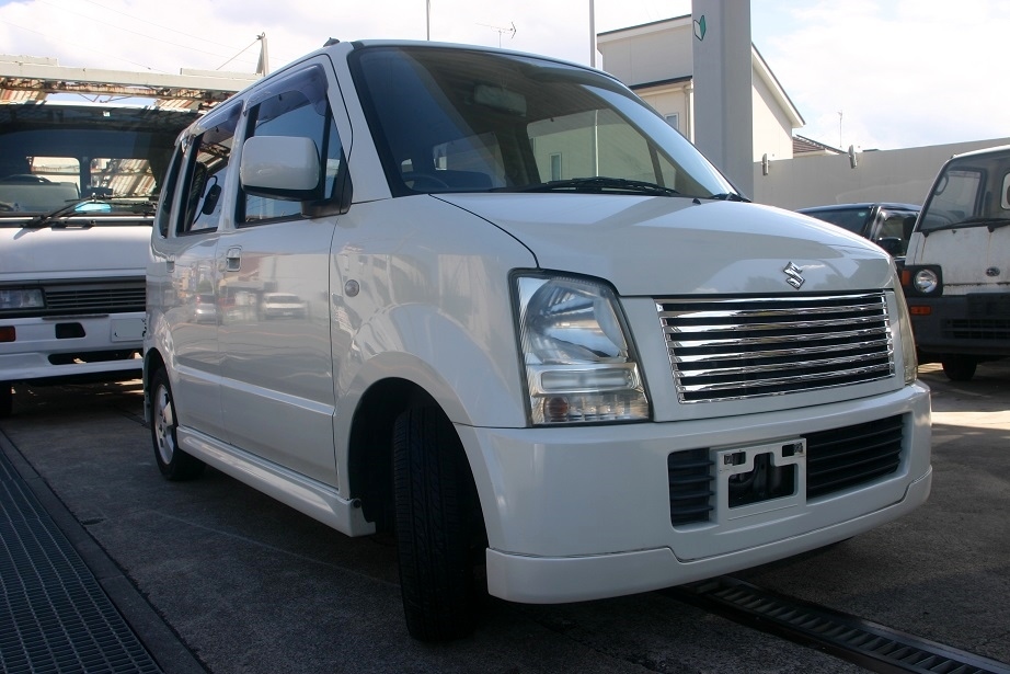 ニッサンY32グロリアグランツーリスモ10.9万キロ車検31年6月 本車検32年