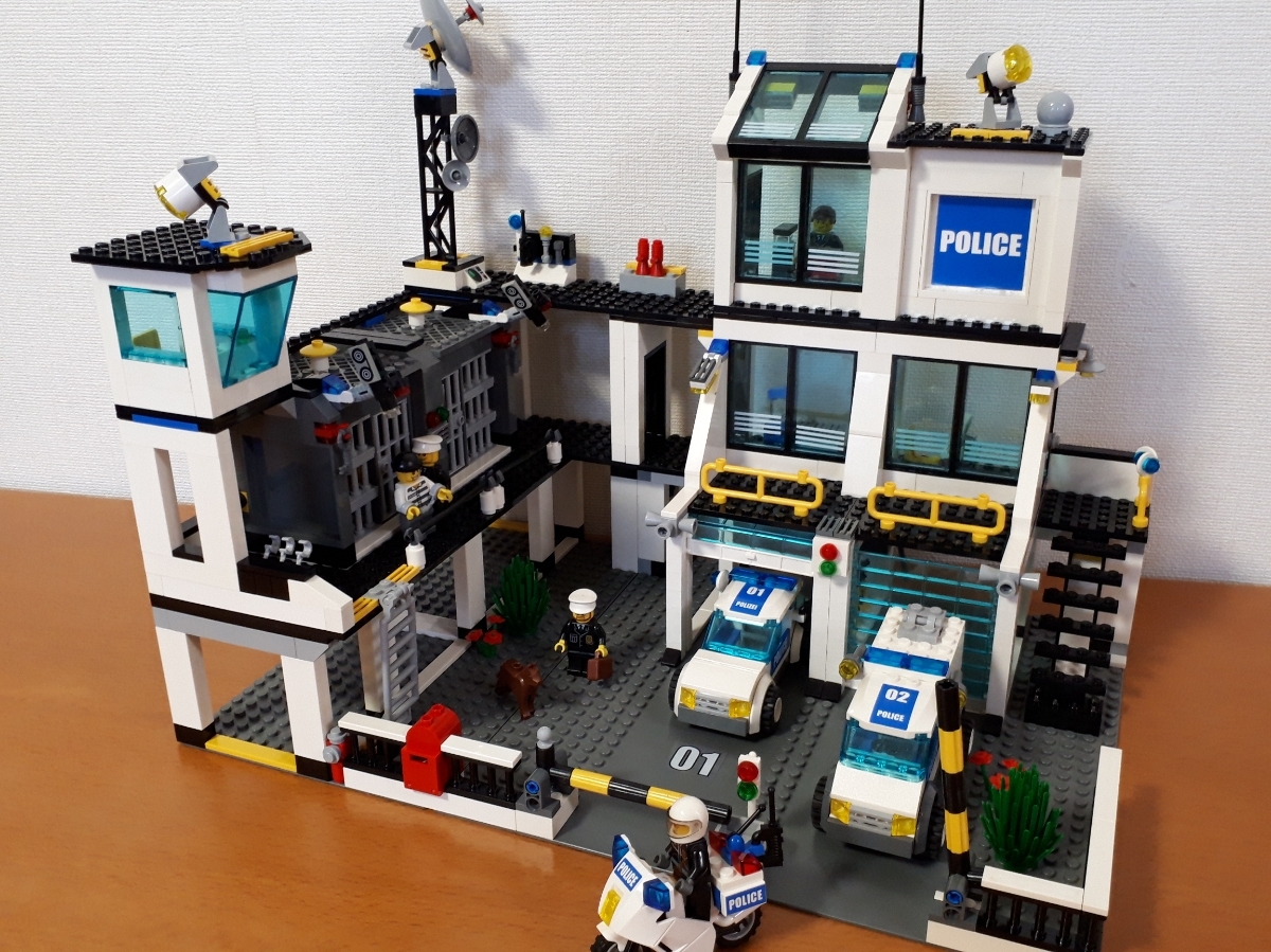 レゴ 7744 シティ 警察署 ポリス CITY X3 警察署 レゴ 0 Headquarters 