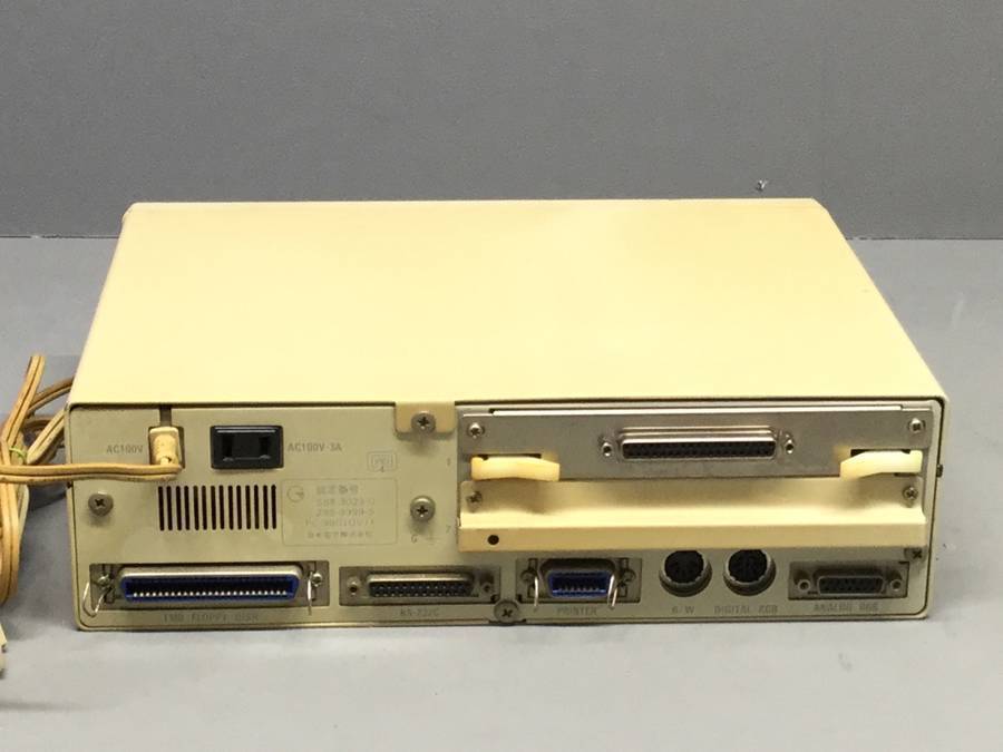 貴重 NEC PC9801UV11 旧型PC PC-98□現状品 貴重 NEC PC9801UV11