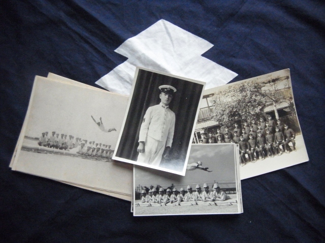 三階菱◇予科練生徒が実家に送った写真 戦時中 七つボタン 襟章 帽章